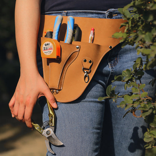 Leather garden Tool Belt
