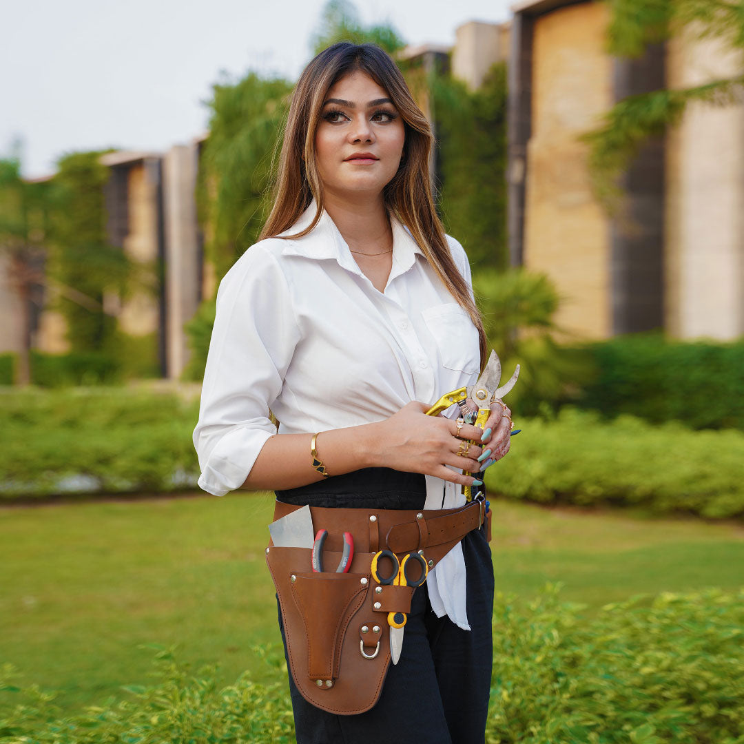 Florist Leather Tool Belt – Personalized Tool Pouch & Garden Bag